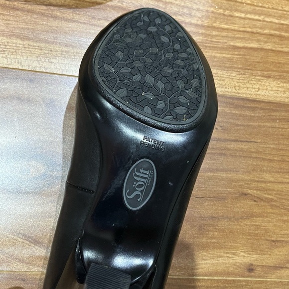 SOFFT leather court shoe 👠 patent leather US 10m - Picture 7 of 9